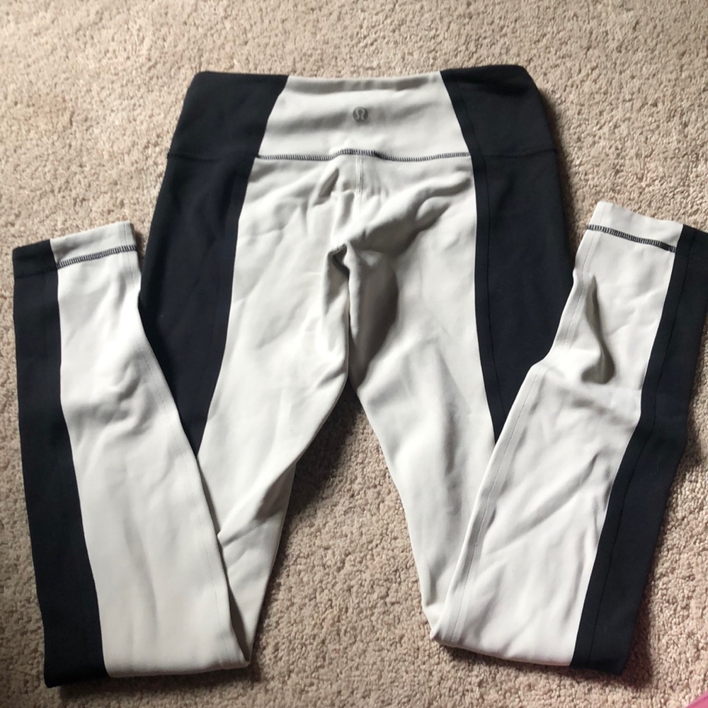 SHIPS TODAY! 🔴 Rare Lululemon leggings